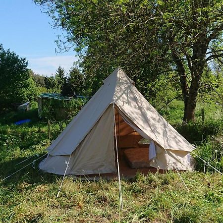 Tente En Permaculture Pirate Creysse  Exterior photo